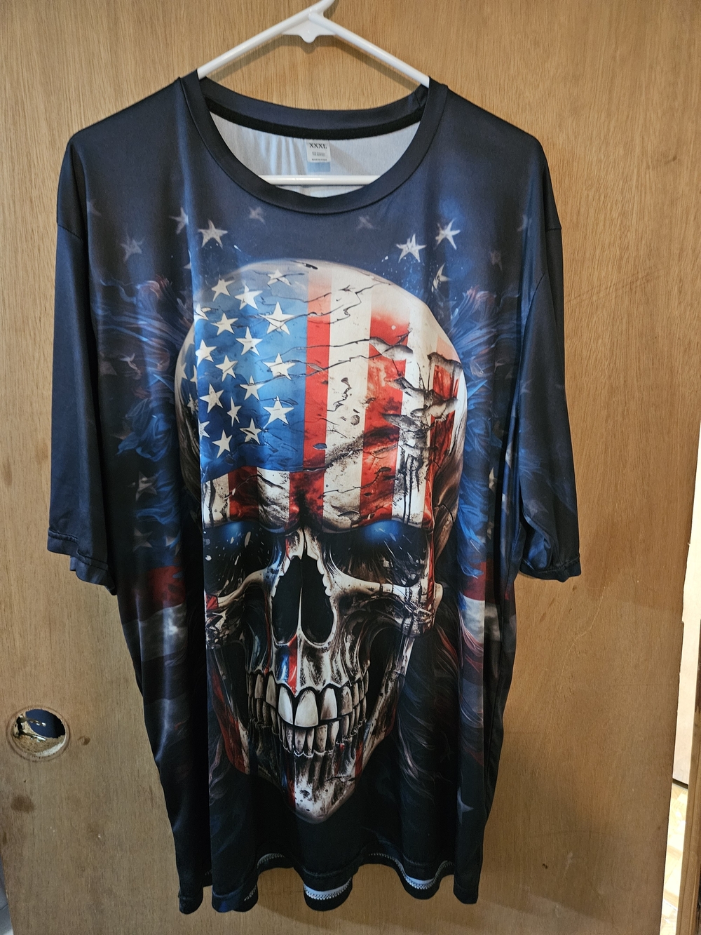 Men's Black Graphic Skull American Flag T-Shirt
